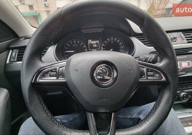 Серый Шкода Октавия, объемом двигателя 1.6 л и пробегом 250 тыс. км за 11800 $, фото 13 на Automoto.ua