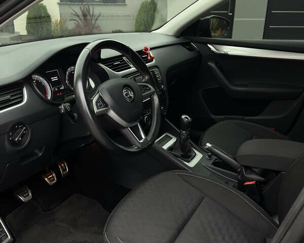 Серый Шкода Октавия, объемом двигателя 1.97 л и пробегом 275 тыс. км за 14300 $, фото 16 на Automoto.ua