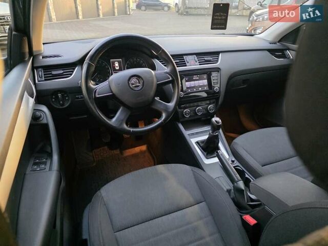 Серый Шкода Октавия, объемом двигателя 2 л и пробегом 222 тыс. км за 12200 $, фото 27 на Automoto.ua