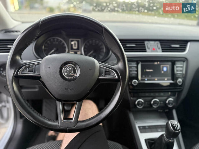 Сірий Шкода Октавія, об'ємом двигуна 1.6 л та пробігом 244 тис. км за 10200 $, фото 51 на Automoto.ua