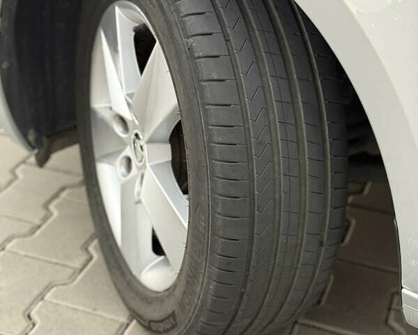 Сірий Шкода Октавія, об'ємом двигуна 1.6 л та пробігом 244 тис. км за 10200 $, фото 25 на Automoto.ua