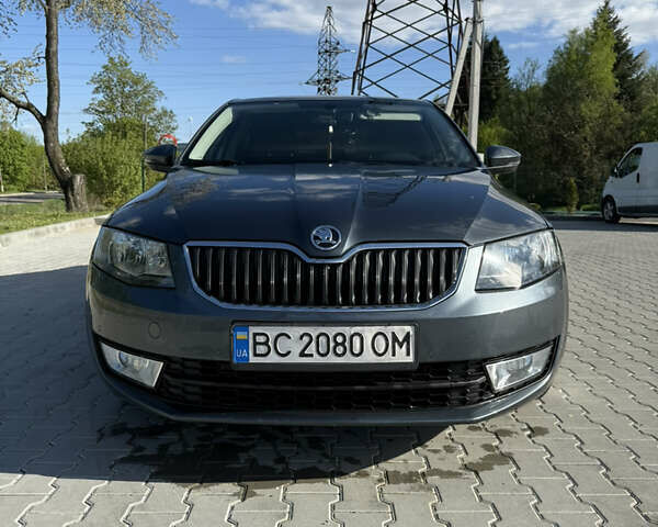 Серый Шкода Октавия, объемом двигателя 1.6 л и пробегом 255 тыс. км за 12200 $, фото 1 на Automoto.ua