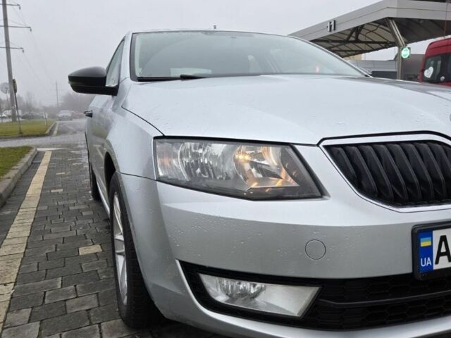 Серый Шкода Октавия, объемом двигателя 1.6 л и пробегом 284 тыс. км за 10999 $, фото 5 на Automoto.ua