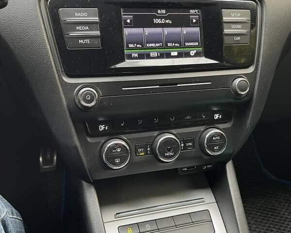 Серый Шкода Октавия, объемом двигателя 1.4 л и пробегом 123 тыс. км за 14000 $, фото 5 на Automoto.ua