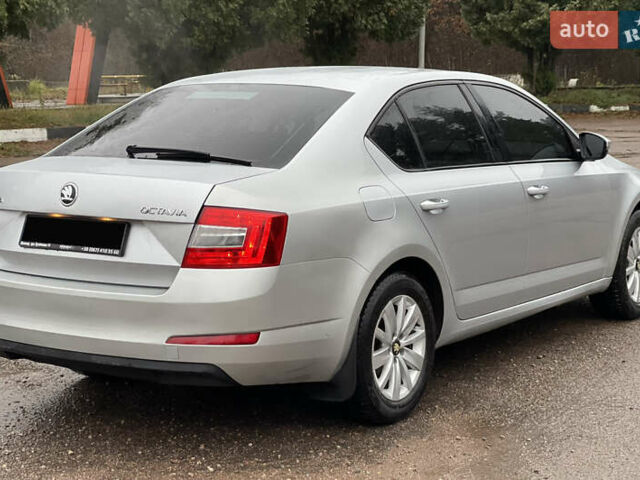 Сірий Шкода Октавія, об'ємом двигуна 1.4 л та пробігом 173 тис. км за 11000 $, фото 13 на Automoto.ua