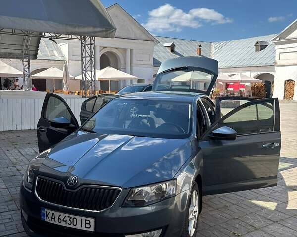 Сірий Шкода Октавія, об'ємом двигуна 1.6 л та пробігом 170 тис. км за 12000 $, фото 29 на Automoto.ua