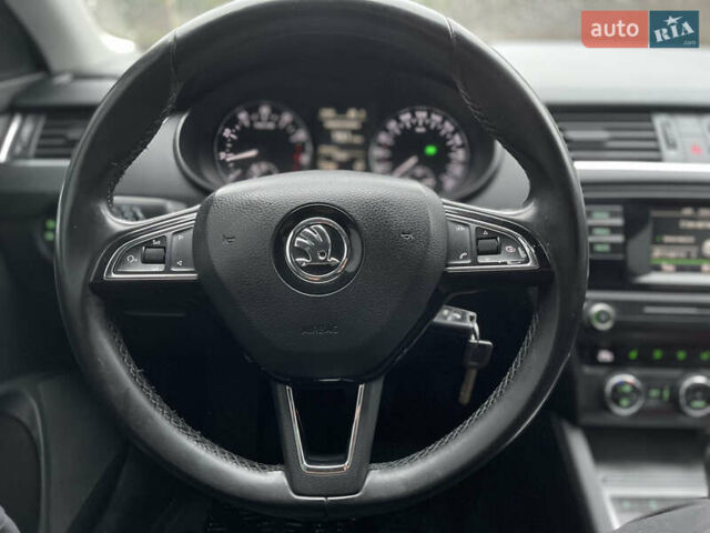 Сірий Шкода Октавія, об'ємом двигуна 1.4 л та пробігом 173 тис. км за 11000 $, фото 16 на Automoto.ua