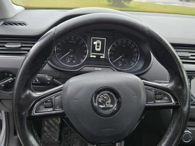 Серый Шкода Октавия, объемом двигателя 1.6 л и пробегом 284 тыс. км за 10999 $, фото 11 на Automoto.ua