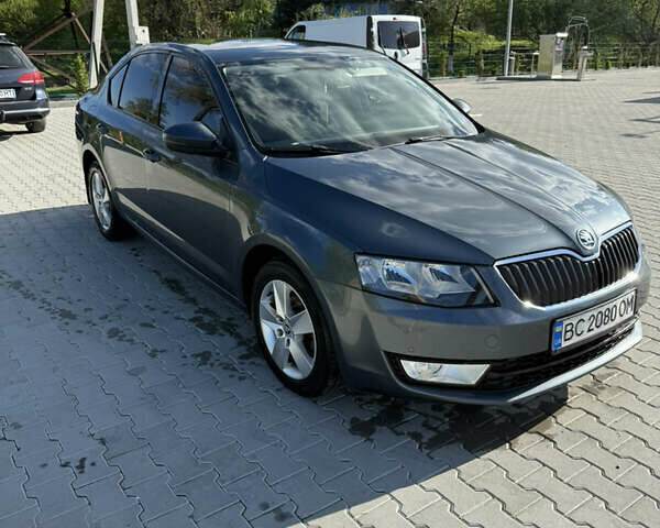 Серый Шкода Октавия, объемом двигателя 1.6 л и пробегом 255 тыс. км за 12200 $, фото 2 на Automoto.ua