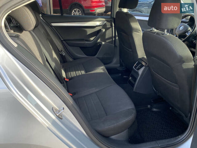 Сірий Шкода Октавія, об'ємом двигуна 1.97 л та пробігом 288 тис. км за 13300 $, фото 10 на Automoto.ua