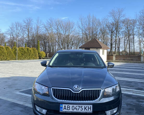 Сірий Шкода Октавія, об'ємом двигуна 1.6 л та пробігом 250 тис. км за 10500 $, фото 2 на Automoto.ua