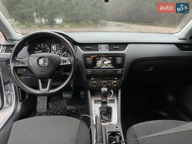 Сірий Шкода Октавія, об'ємом двигуна 1.4 л та пробігом 173 тис. км за 11000 $, фото 23 на Automoto.ua