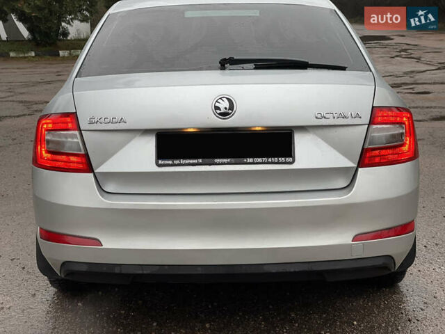 Сірий Шкода Октавія, об'ємом двигуна 1.4 л та пробігом 173 тис. км за 11000 $, фото 12 на Automoto.ua