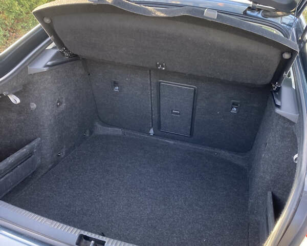 Сірий Шкода Октавія, об'ємом двигуна 1.6 л та пробігом 250 тис. км за 10500 $, фото 21 на Automoto.ua