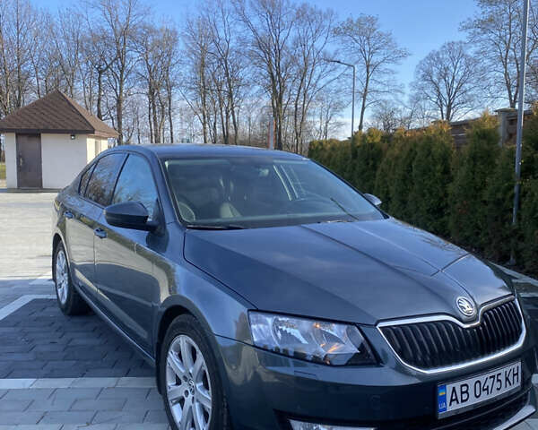 Сірий Шкода Октавія, об'ємом двигуна 1.6 л та пробігом 250 тис. км за 10500 $, фото 1 на Automoto.ua