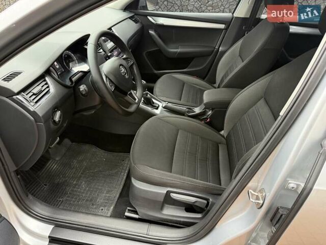 Сірий Шкода Октавія, об'ємом двигуна 1.8 л та пробігом 164 тис. км за 11999 $, фото 34 на Automoto.ua