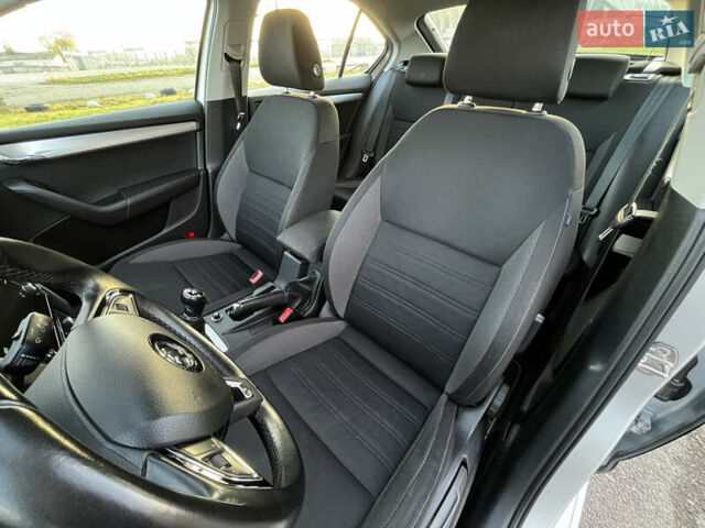 Серый Шкода Октавия, объемом двигателя 1.97 л и пробегом 289 тыс. км за 15650 $, фото 23 на Automoto.ua