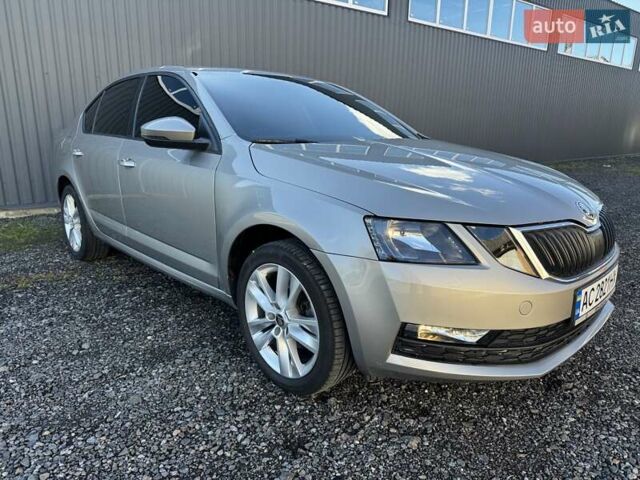 Шкода Октавія 2017 у Володимир-Волинський на Automoto.ua Сірий Шкода Октавія, об'ємом двигуна 1.4 л та пробігом 136 тис. км за 12000 $, фото 11 на Automoto.ua