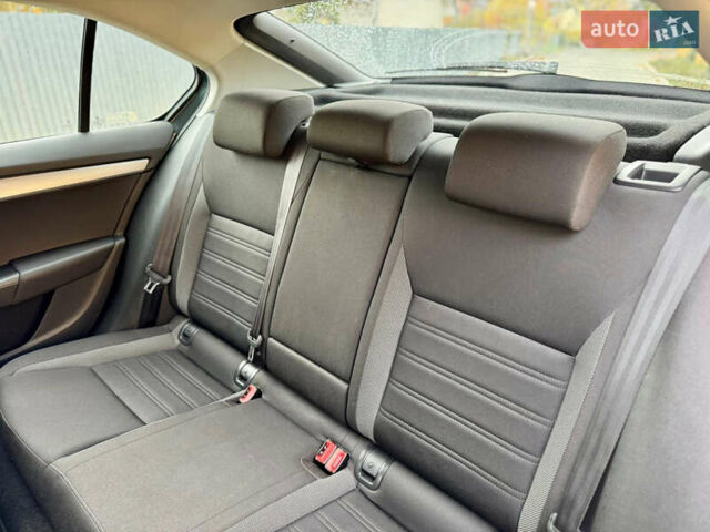 Серый Шкода Октавия, объемом двигателя 1.6 л и пробегом 154 тыс. км за 13699 $, фото 12 на Automoto.ua