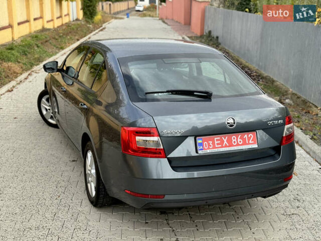 Шкода Октавия 2017 в Ужгороде на Automoto.ua Серый Шкода Октавия, объемом двигателя 1.6 л и пробегом 154 тыс. км за 13900 $, фото 4 на Automoto.ua