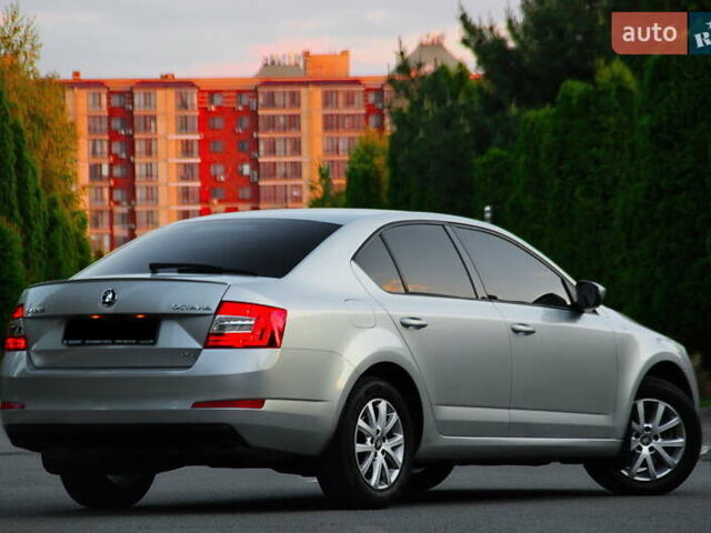 Серый Шкода Октавия, объемом двигателя 1.8 л и пробегом 128 тыс. км за 13700 $, фото 1 на Automoto.ua