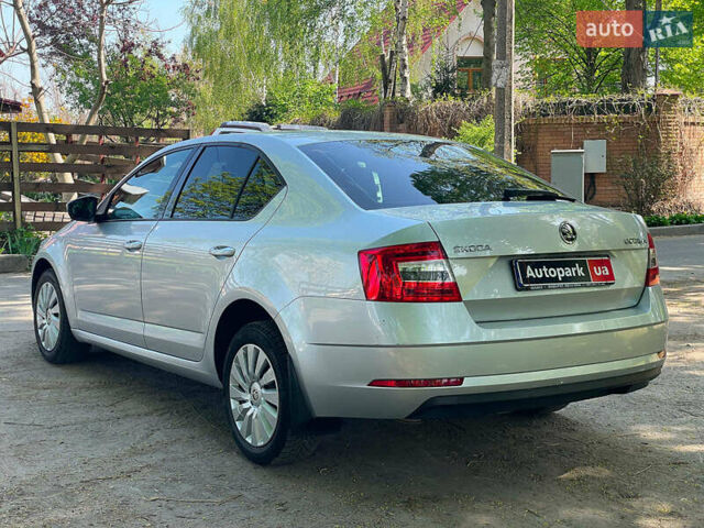 Сірий Шкода Октавія, об'ємом двигуна 1.4 л та пробігом 197 тис. км за 11290 $, фото 8 на Automoto.ua