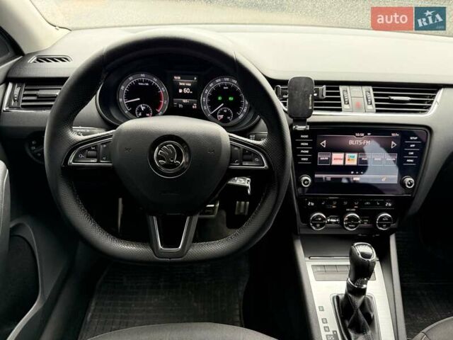 Сірий Шкода Октавія, об'ємом двигуна 1.8 л та пробігом 164 тис. км за 11999 $, фото 48 на Automoto.ua