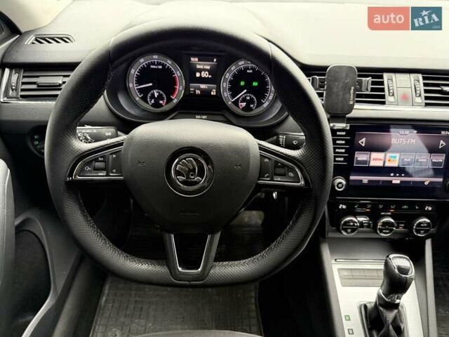 Сірий Шкода Октавія, об'ємом двигуна 1.8 л та пробігом 164 тис. км за 11999 $, фото 49 на Automoto.ua