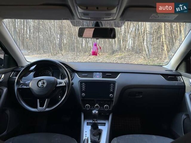 Серый Шкода Октавия, объемом двигателя 1.6 л и пробегом 201 тыс. км за 14300 $, фото 9 на Automoto.ua