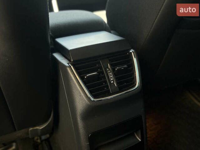 Серый Шкода Октавия, объемом двигателя 1.6 л и пробегом 273 тыс. км за 13700 $, фото 12 на Automoto.ua