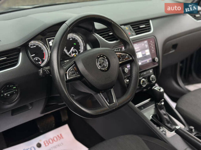 Серый Шкода Октавия, объемом двигателя 1.97 л и пробегом 270 тыс. км за 14999 $, фото 11 на Automoto.ua