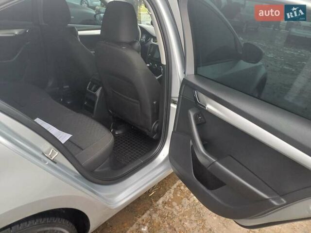 Серый Шкода Октавия, объемом двигателя 1.6 л и пробегом 137 тыс. км за 15600 $, фото 9 на Automoto.ua