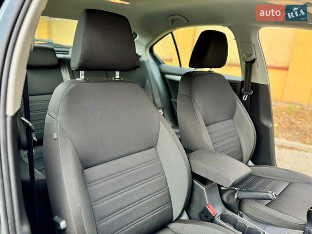 Серый Шкода Октавия, объемом двигателя 1.6 л и пробегом 154 тыс. км за 13699 $, фото 14 на Automoto.ua