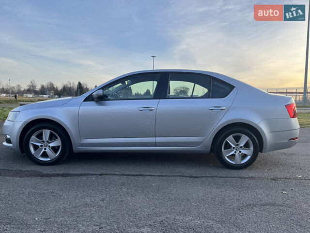 Серый Шкода Октавия, объемом двигателя 1.97 л и пробегом 289 тыс. км за 15650 $, фото 2 на Automoto.ua