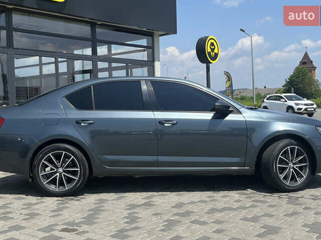 Серый Шкода Октавия, объемом двигателя 1.6 л и пробегом 273 тыс. км за 13700 $, фото 7 на Automoto.ua