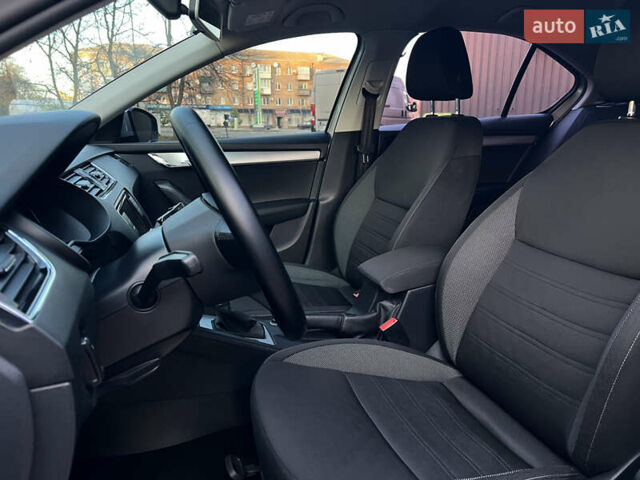 Серый Шкода Октавия, объемом двигателя 1.4 л и пробегом 236 тыс. км за 13300 $, фото 19 на Automoto.ua