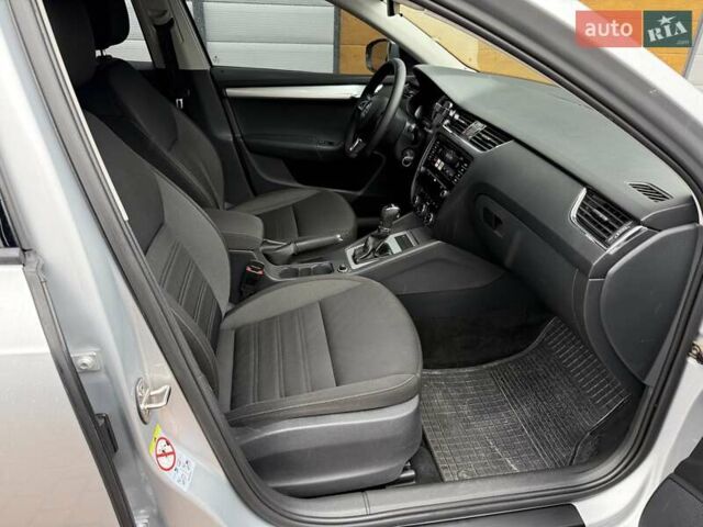 Сірий Шкода Октавія, об'ємом двигуна 1.8 л та пробігом 164 тис. км за 11999 $, фото 42 на Automoto.ua