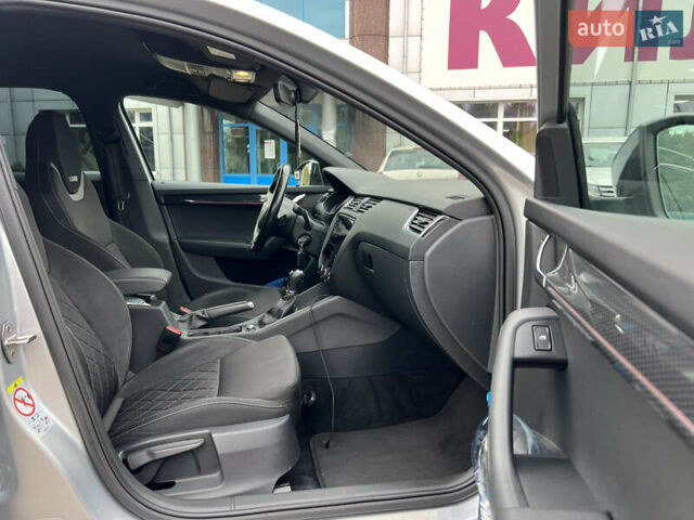 Серый Шкода Октавия, объемом двигателя 1.97 л и пробегом 135 тыс. км за 23000 $, фото 8 на Automoto.ua