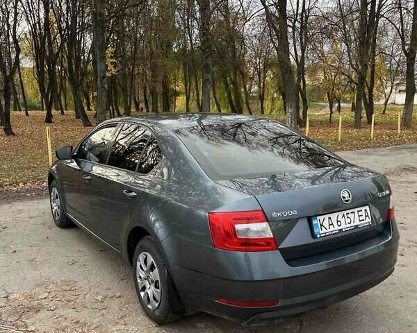 Серый Шкода Октавия, объемом двигателя 1.6 л и пробегом 460 тыс. км за 10000 $, фото 4 на Automoto.ua