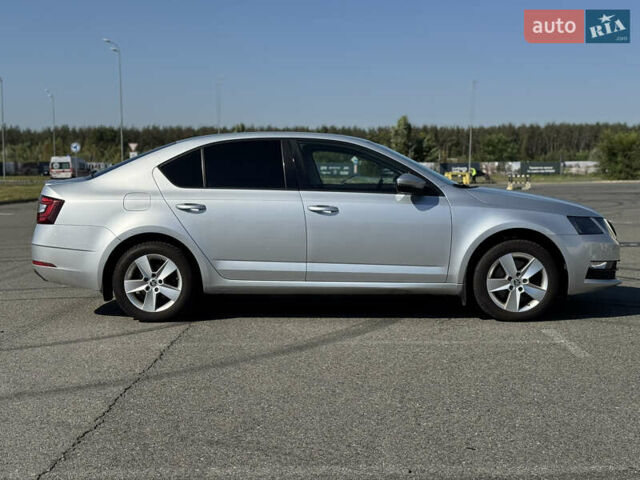 Серый Шкода Октавия, объемом двигателя 1.8 л и пробегом 136 тыс. км за 16000 $, фото 8 на Automoto.ua