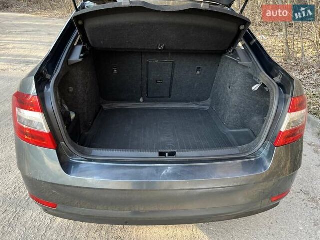 Серый Шкода Октавия, объемом двигателя 1.6 л и пробегом 201 тыс. км за 14300 $, фото 3 на Automoto.ua