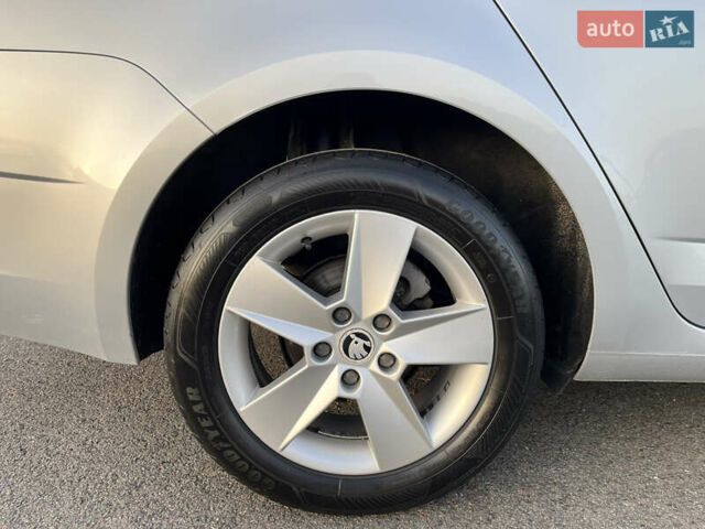 Серый Шкода Октавия, объемом двигателя 1.97 л и пробегом 289 тыс. км за 15650 $, фото 21 на Automoto.ua