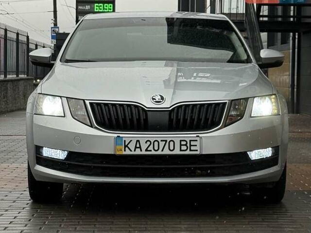Сірий Шкода Октавія, об'ємом двигуна 1.8 л та пробігом 164 тис. км за 11999 $, фото 8 на Automoto.ua