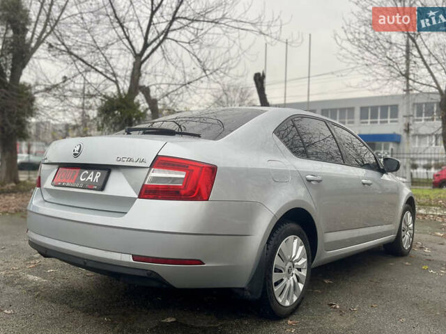 Серый Шкода Октавия, объемом двигателя 1.4 л и пробегом 227 тыс. км за 13500 $, фото 15 на Automoto.ua