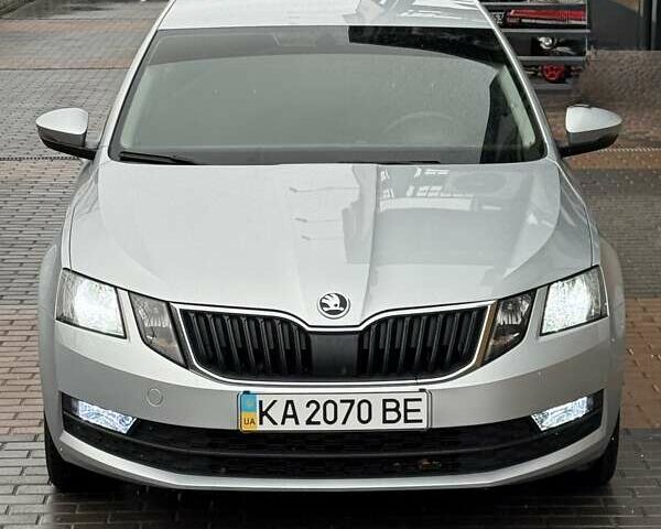 Сірий Шкода Октавія, об'ємом двигуна 1.8 л та пробігом 164 тис. км за 11999 $, фото 10 на Automoto.ua