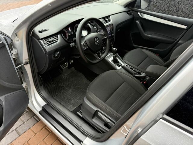 Сірий Шкода Октавія, об'ємом двигуна 1.8 л та пробігом 162 тис. км за 13999 $, фото 17 на Automoto.ua