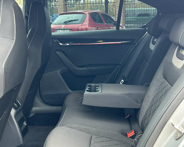 Серый Шкода Октавия, объемом двигателя 1.97 л и пробегом 135 тыс. км за 23000 $, фото 12 на Automoto.ua