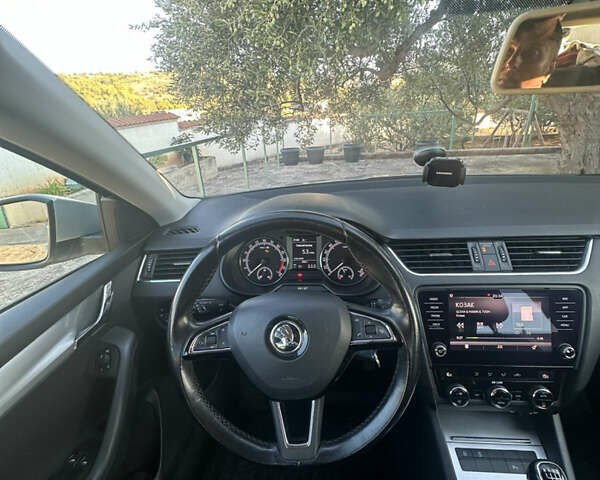 Серый Шкода Октавия, объемом двигателя 2 л и пробегом 275 тыс. км за 13500 $, фото 13 на Automoto.ua