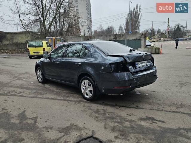 Серый Шкода Октавия, объемом двигателя 1.8 л и пробегом 130 тыс. км за 6700 $, фото 3 на Automoto.ua