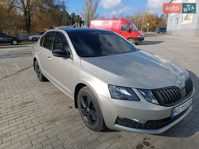 Серый Шкода Октавия, объемом двигателя 1.8 л и пробегом 156 тыс. км за 13000 $, фото 1 на Automoto.ua